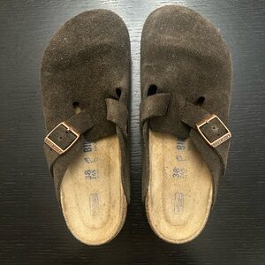 Birkenstock Brown Suede Slippers with Classic Comfort